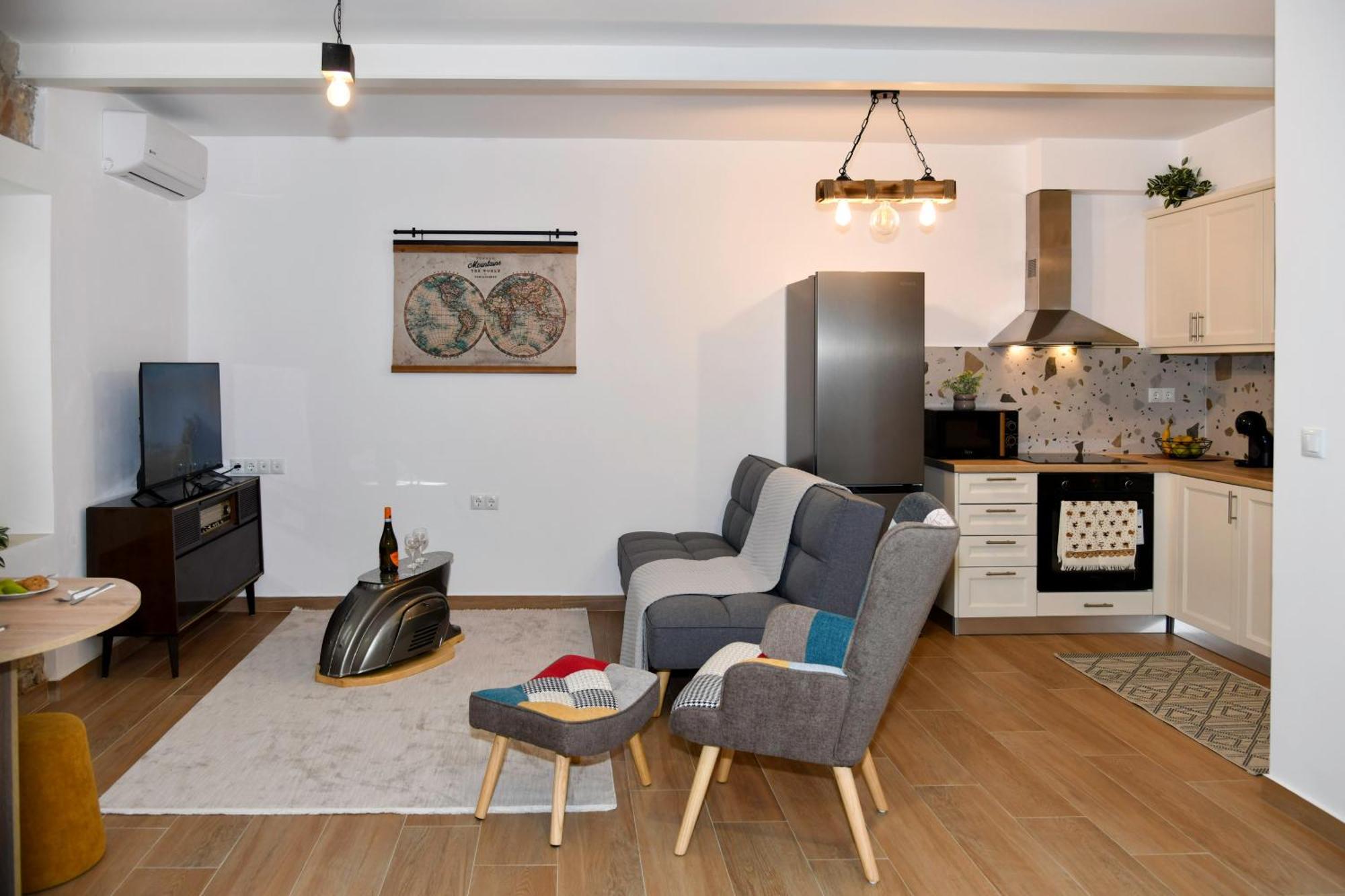 Captain Theo'S Modern Apartment Maria Lefkími Kültér fotó